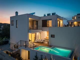 Exquisite Murter Villa Villa Luxor 4 Bedrooms Heated Pool & Spa - 8