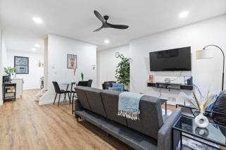 Near Stadium 2 Bdrm House w Fire Pit Free WiFi - Pittsburgh - 6