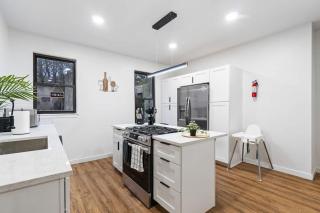 Near Stadium 2 Bdrm House w Fire Pit Free WiFi - Pittsburgh - 1