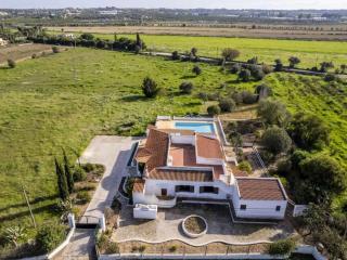 Secluded Carvoeiro Villa 3 Bedrooms Villa Urzais Modern Interiors Private Setting - 7