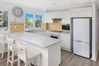 Dockside Apartments Mooloolaba-Pool open - 5
