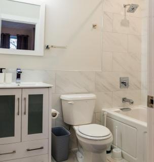 Spacious 4bed 3bath Wdparkingsleeps10yard - Philadelphia - 1