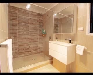 Classy Modern self contained Studio- Private & Peaceful - 5