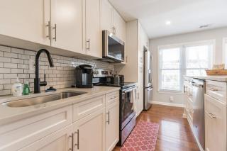 Central Convenient Home with Free Parking #DCottage - Washington - 3