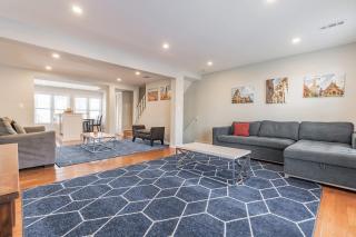 Central Convenient Home with Free Parking #DCottage - Washington - 1