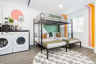 St Louis Hideaway Private Modern Comfort Near Strip - 8