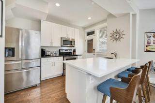 Mid-Century Townhome Steps from Restaurants #DCottage - Washington - 6