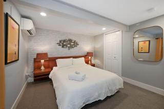 Cozy Mid-Century Apartment Steps From Restaurants #DCottage - Washington - 6