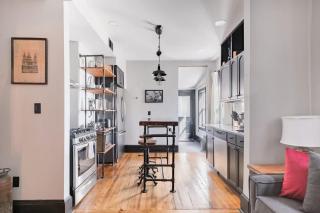 Industrial Loft Offers Historic Feel with Modern Amenities 3BR & 2BA #DCottage - 9