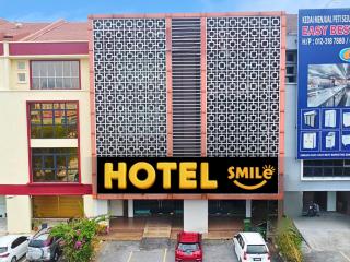 Smile Hotel The Mines Seri Kembangan - 0