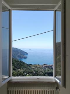 Azzurro Cinque Terre - San Bernardino - 7