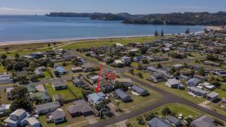 Charming Family Retreat - Cozy 3 Bedroom & 3 Bathroom - Whitianga - 4