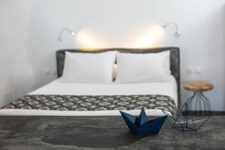 Luxury Santorini Villa Villa Elysian Dyo Private Hot Tub Air Conditioning - 1