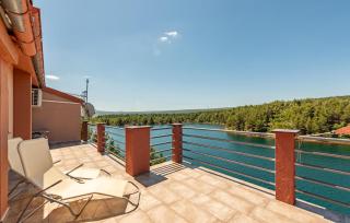 Amazing Apartment In Krusevo With House Sea View - Kruševo - 3