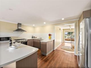 Eagle Bay Beach House - 300m to the beach! - Dunsborough - 1