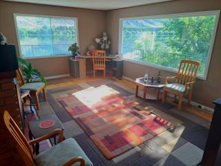 Private Bedroom at Riverfront House - Kamloops - 6