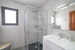 Extraordinary Playa Blanca Villa 3 Bedrooms Villa Naraku Spacious - 2