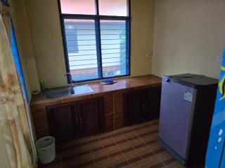 Cozy Stay Near Pier, Food & Fun - Thong Sala - 4