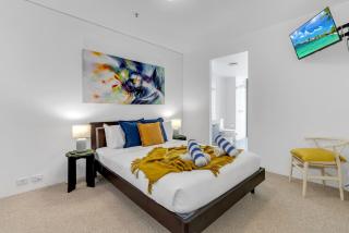 Belle Escapes 14 Harbour Lights with tranquil ocean views - Cairns - 3