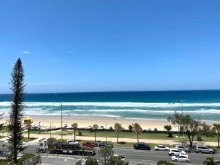 Hi Surf Beachfront Resort Apartments - Gold Coast - 9
