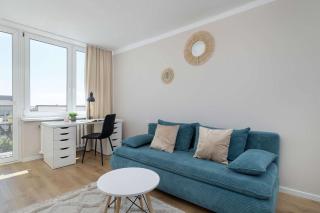 High Apartment with a View of the Old Town by Noclegi Renters - Cracovia - 0