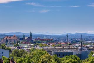 High Apartment with a View of the Old Town by Noclegi Renters - 9