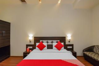 Townhouse Oak Sinhgad Road Crossway Formerly Popular Hotel - 4
