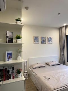 Modern 2BR Apartment at Vinhomes Ocean Park - Hanoi - 8