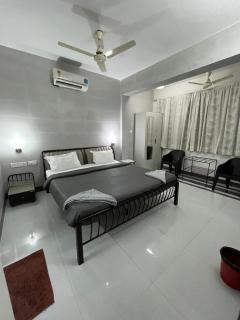 Sorted Stays - Calangute - 4