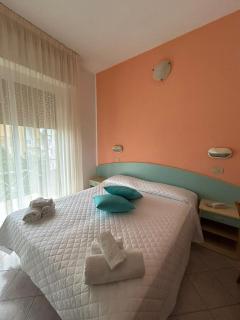 Hotel De La Ville - Rimini - 8