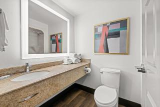 Comfort Suites Columbia at Harbison - 1