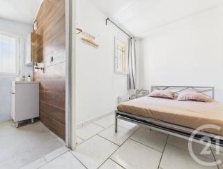 Maison fonctionnelle avec jardin et abordable - Toulon - 5