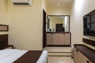 Liora Hotel - Rajkot - 3