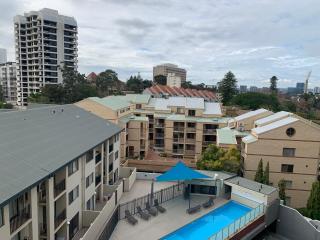 Central urban nest with pool gym pool free parking - Perth - 6