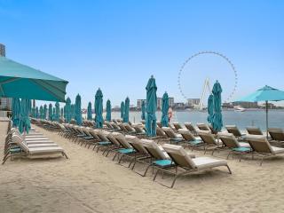 Stylish 1BR Apartment in JBR with Beach Access & Dubai Marina Views - 0