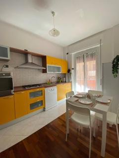 La casa di Samu - intero appartamento 2 camere più servizi - Genua - 1