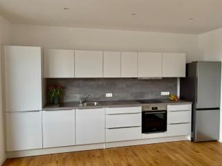 Moderne Wohlfühl-Oase mit traumhaftem Ausblick - - 9