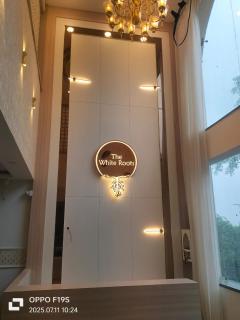 The White Roots Hotel - Kota - 5