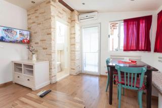 Apartments Sanja - Makarska - 1