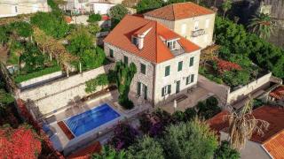 Sensational Dubrovnik Villa Villa Filia 6 Bedrooms Overlooking Dubrovnik City Walls Old Town - Dubrovnik - 0