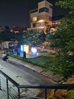 Authentic House 5 minutes from Hongik Station - Seul - 1