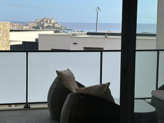 Appartement T2 vue mer et citadelle - Calvi - 9