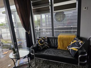Tiny Hanzeboat - Hattem - 4