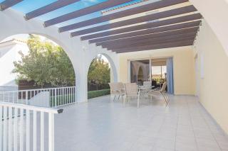 Villa Ayia Triada, Beautiful 5Bdr Villa With Pool, Close To All Beaches And Amenities - Paralimni - 1