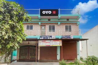 SPOT ON Famous Lodge - Raipur - 4