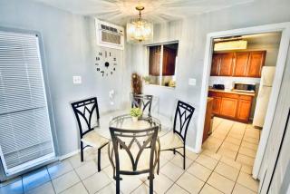 Entire Home Near Cordova Intl Bridge - El Paso - 0