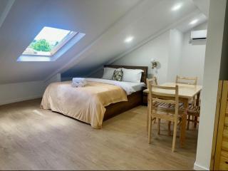 Nova Charm Apartments - Modern Comfort in the Heart of Tbilisi Old Town - 4