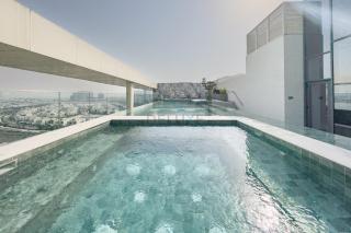 Community View Studio, Just a Stone's Throw from Park and Minutes Away from Dubai Hills Mall, The Grove, Dubai Hills by Deluxe Holiday Homes - 2