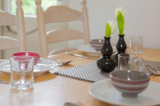 Peaceful Holiday Home by the Lake & Nature Reserve - 7