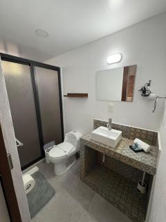 R05-C46 STUDIO DOBLE frente al ITESM CEM Estudiantes Empresas Ejecutivos Familias Turistas Nómadas BIENVENIDOS!!! UBICACIÓN ESTRATÉGICA 10min Izcalli-15min Esmeralda-20min Sátelite-25min AIFA - Città del Messico - 1